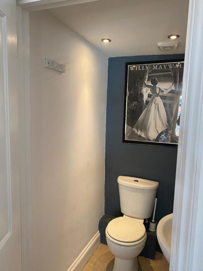 King Street Accomadation Margate Bagian luar foto