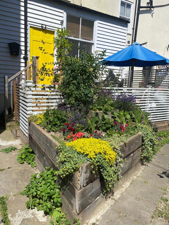 King Street Accomadation Margate Bagian luar foto